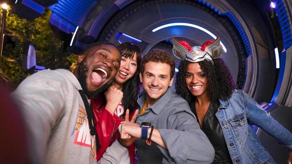 visite-disneyland-paris-entre-amis